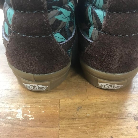 9 Sloth Vans Velcroe shoe. - Picture 4 of 4